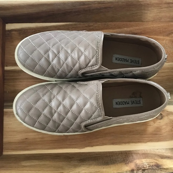 Steve Madden flats - Picture 3 of 3